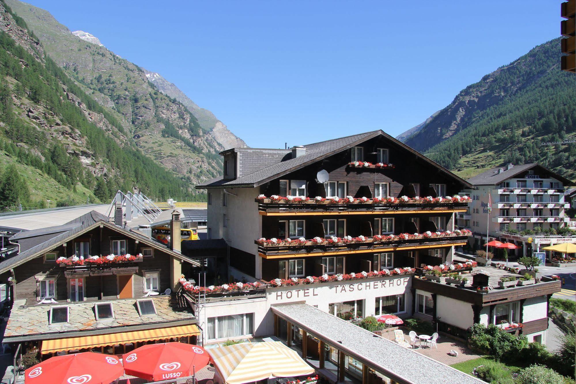 Hotel Taescherhof Täsch Exteriér fotografie